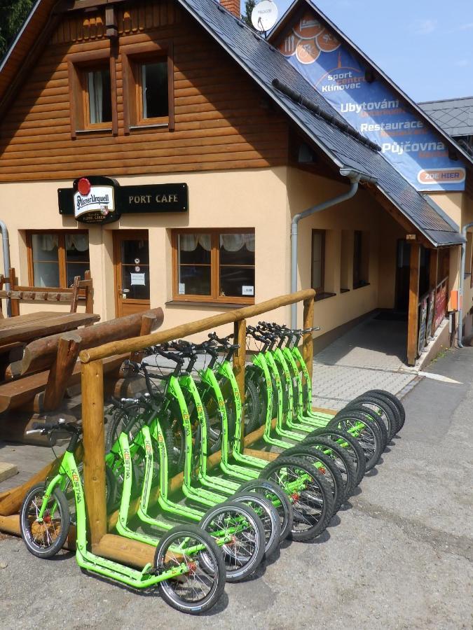 Sportcentrum Klinovec Loučná pod Klínovcem Eksteriør bilde